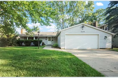 329 W Margaret Terrace, Cary, IL 60013 - Photo 1
