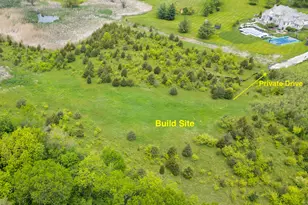 130 S Hillandale Ct, North Barrington, IL 60010 - Photo 1