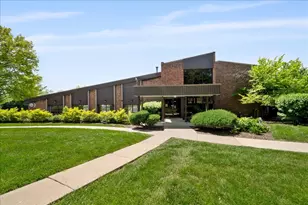 1502 Woodbridge Rd, Joliet, IL 60436 - Photo 1