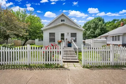 1216 N Oak Street, Bloomington, IL 61701 - Photo 1