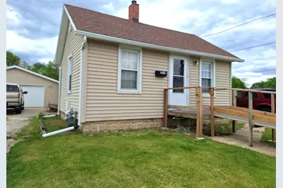 1004 Hall Street, Streator, IL 61364 - Photo 1