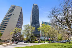3150 N Lake Shore Dr, Chicago, IL 60657 - Photo 1