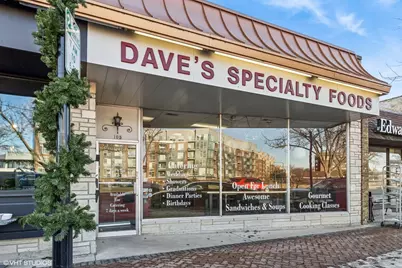 105 W Prospect Avenue, Mount Prospect, IL 60056 - Photo 1