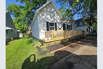 310 N Mulberry Street, Clifton, IL 61727 - Photo 1