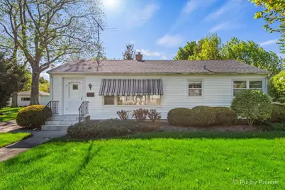 1029 S 5th Street, Saint Charles, IL 60174 - Photo 1