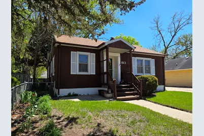 813 Blackhawk Boulevard, South Beloit, IL 61080 - Photo 1