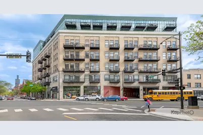 1645 W Ogden Avenue #721, Chicago, IL 60612 - Photo 1