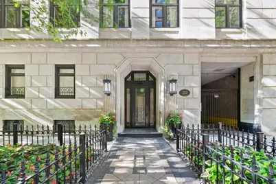 222 E Chestnut Street #10D, Chicago, IL 60611 - Photo 1