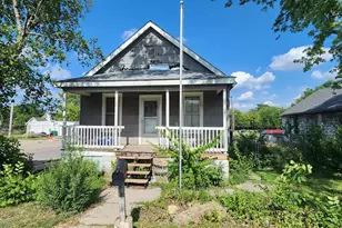 1128 N Hickory St, Joliet, IL 60435 - Photo 1