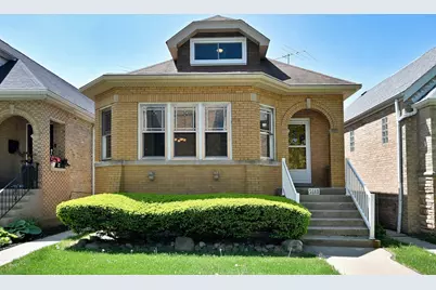 5813 W Eastwood Avenue, Chicago, IL 60630 - Photo 1