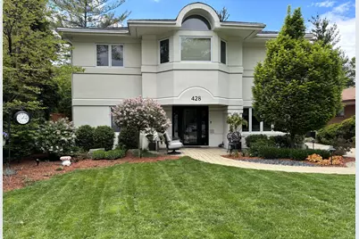 428 S Hillside Avenue, Elmhurst, IL 60126 - Photo 1