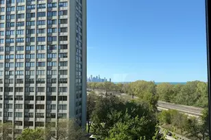 4850 S Lake Park Ave, Chicago, IL 60615 - Photo 1