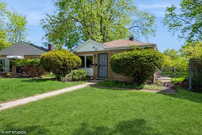 10247 S Van Vlissingen Road, Chicago, IL 60617 - Photo 1
