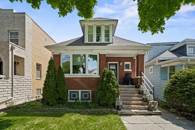 5009 W Waveland Avenue, Chicago, IL 60641 - Photo 1