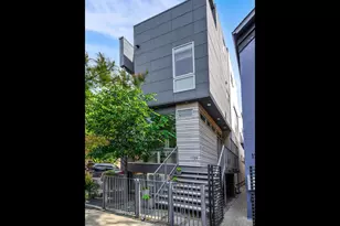 1729 W Potomac Ave, Chicago, IL 60622 - Photo 1