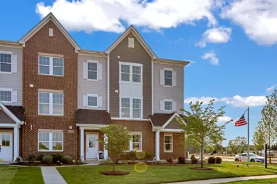 151 Yorktown Court, Libertyville, IL 60048 - Photo 1