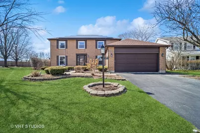 210 Constance Lane, Northbrook, IL 60062 - Photo 1