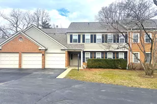 1510 Seville Ct, Wheeling, IL 60090 - Photo 1