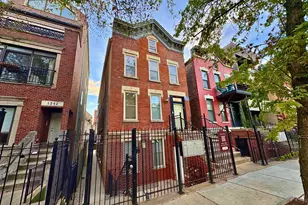 1244 N Cleaver St, Chicago, IL 60642 - Photo 1