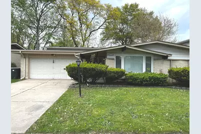 1041 W Iowa Street, Glenwood, IL 60425 - Photo 1