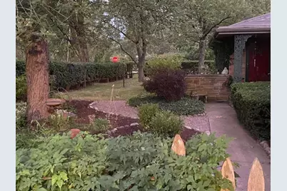 One Woodland Lane N, Riverwoods, IL 60015 - Photo 1