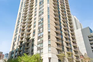 70 W Huron St, Chicago, IL 60654 - Photo 1