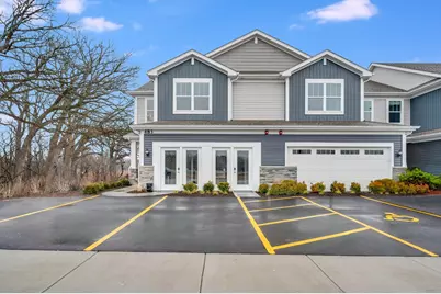 682 Cassia Court, Crystal Lake, IL 60012 - Photo 1
