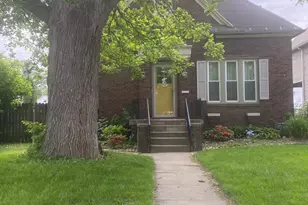 310 S Monroe St, Streator, IL 61364 - Photo 1