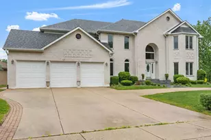 420 Ford Ln, Bartlett, IL 60103 - Photo 1