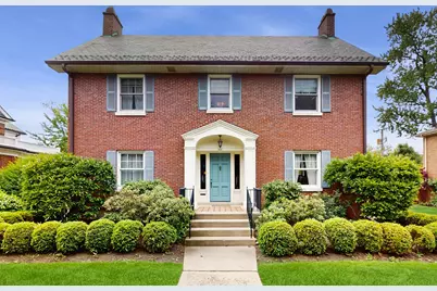 915 Columbian Avenue, Oak Park, IL 60302 - Photo 1