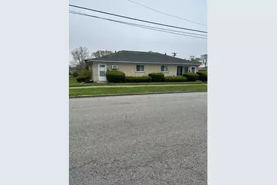 735 May Street, Calumet City, IL 60409 - Photo 1
