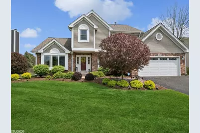 1099 Berkshire Lane, Barrington, IL 60010 - Photo 1