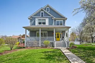 139 S Hudson St, Westmont, IL 60559 - Photo 1