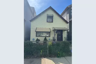 1836 N Fairfield Avenue, Chicago, IL 60647 - Photo 1