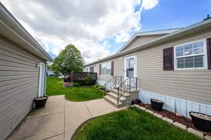 235 Poppy Ln, Matteson, IL 60443 - Photo 1