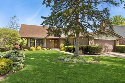 1418 E Waverly Drive, Arlington Heights, IL 60004 - Photo 1