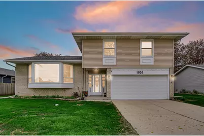 1803 E Camp McDonald Road, Mount Prospect, IL 60056 - Photo 1