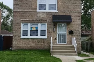 939 W 123rd St, Calumet Park, IL 60827 - Photo 1