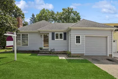 125 Forest Avenue, Woodstock, IL 60098 - Photo 1