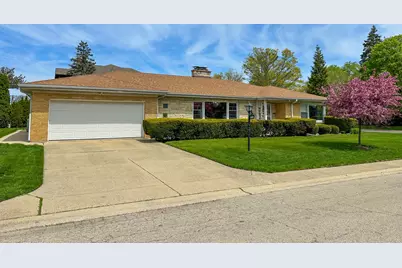 6600 N Kenton Avenue, Lincolnwood, IL 60712 - Photo 1