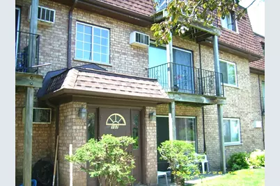 107 E Dundee Road #1S, Wheeling, IL 60090 - Photo 1