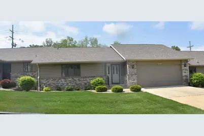 1925 W Mesa Drive #1, Freeport, IL 61032 - Photo 1