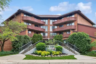 702 Waukegan Rd, Glenview, IL 60025 - Photo 1