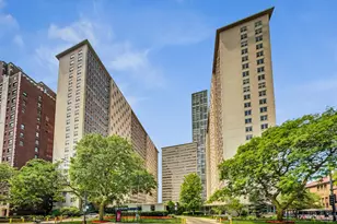3950 N Lake Shore Dr, Chicago, IL 60613 - Photo 1