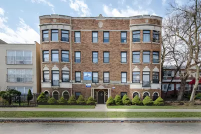 6660 N Damen Avenue #1E, Chicago, IL 60645 - Photo 1