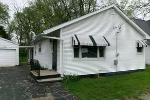 827 Canal St, Marseilles, IL 61341 - Photo 1