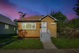 12132 S Wentworth Ave, Chicago, IL 60628 - Photo 1