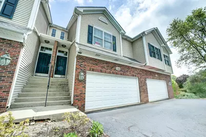 1342 N Winslowe Drive, Palatine, IL 60074 - Photo 1