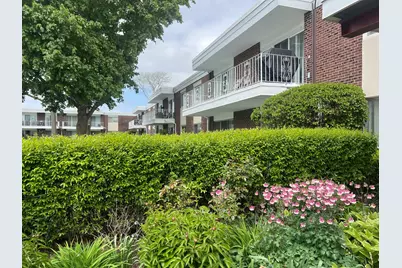 100 Deborah Lane #B35, Wheeling, IL 60090 - Photo 1