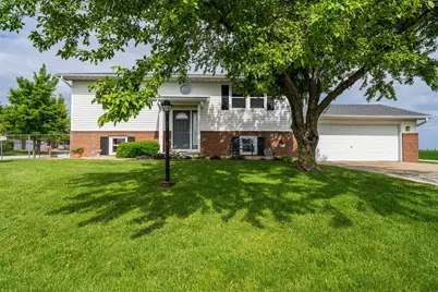 302 Western Avenue, Gridley, IL 61744 - Photo 1